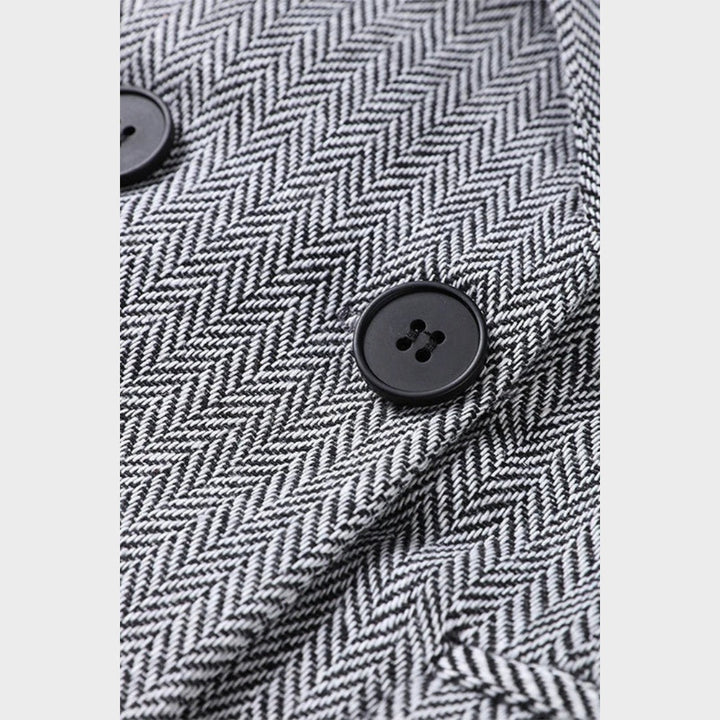 Karolina - Moćan i sofisticiran komplet