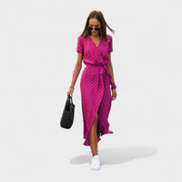 Ružičasta s Točkicama