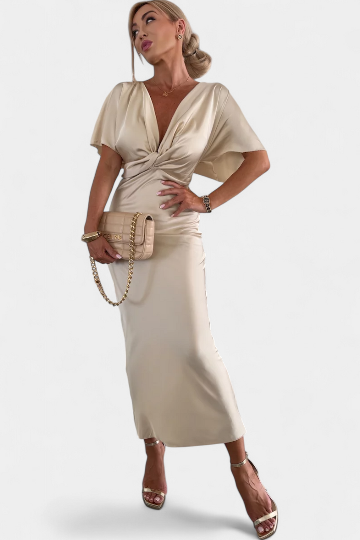 Nada Haljina S Međuvezom