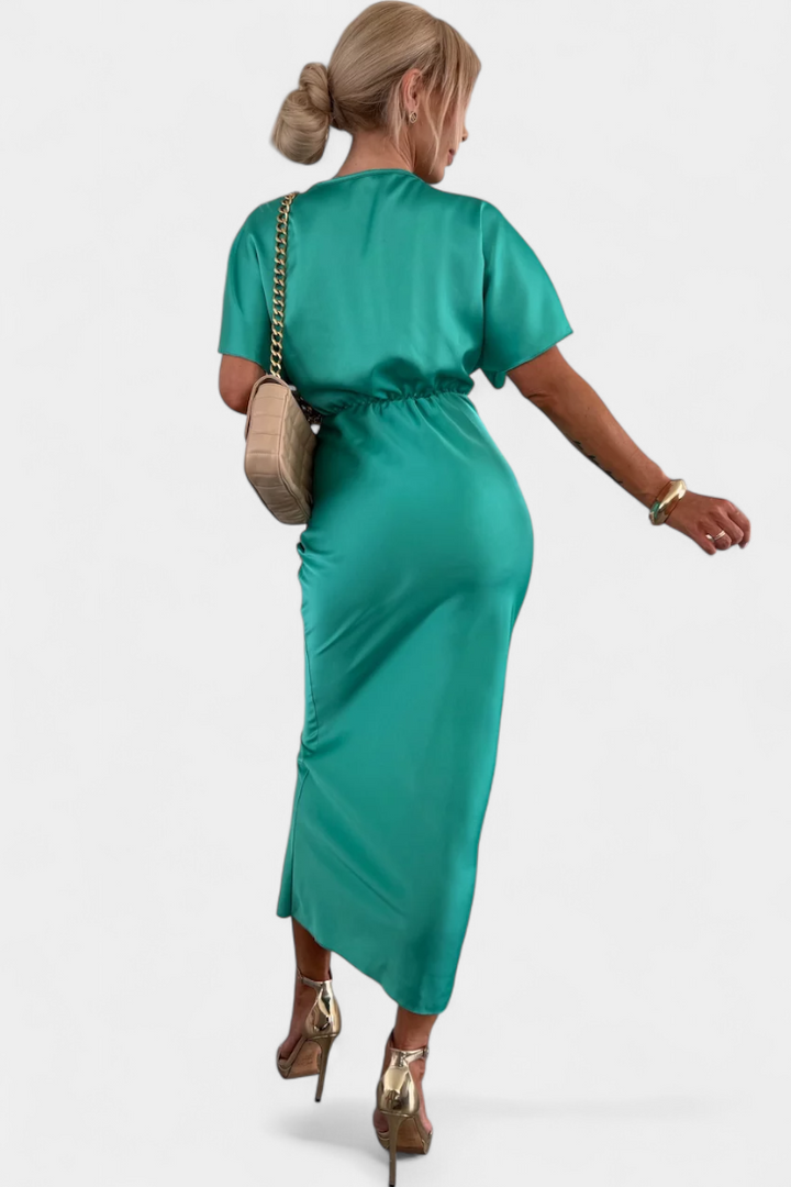 Nada Haljina S Međuvezom