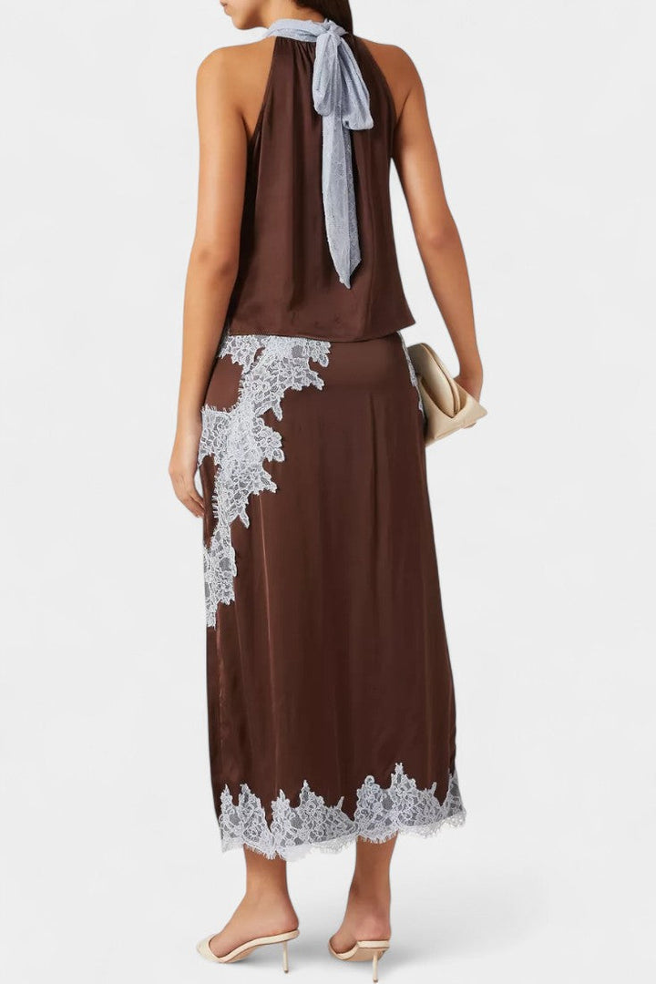 Dragica Set Topa i Suknje s Kontrastnim Čipkastim Panele