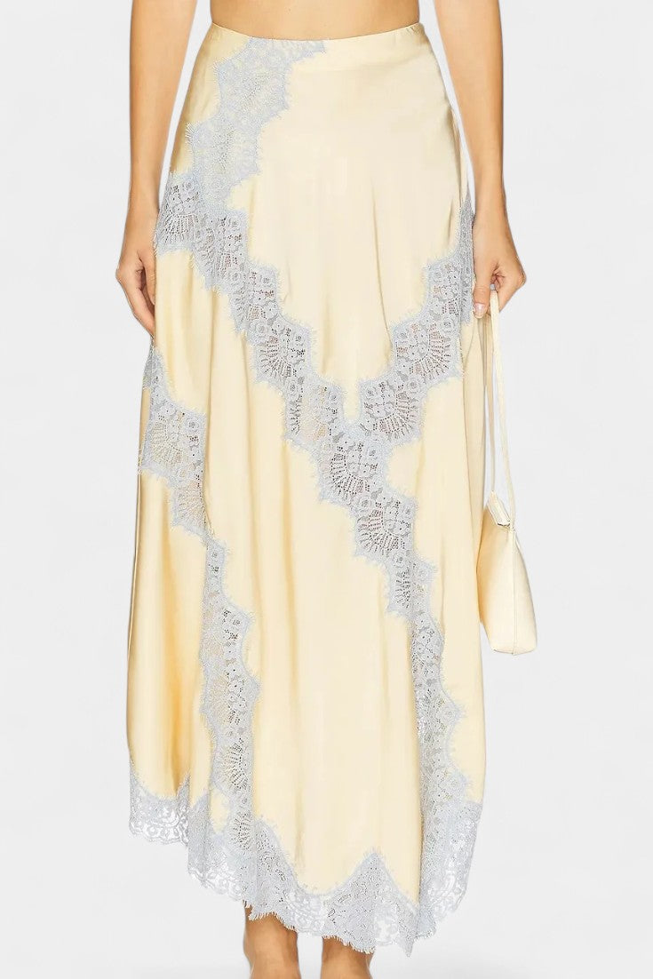 Danica Satenski Set s Majicom i Midi Suknjom