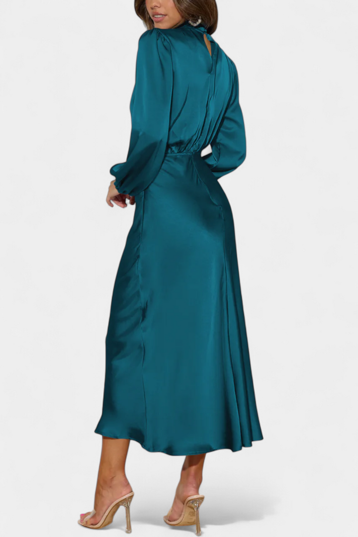 Marija Maxi Haljina s Visokim Ovratnikom i Cvjetnim Detaljima