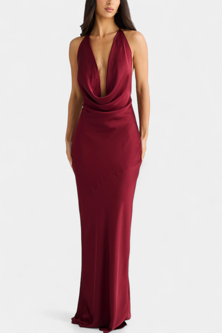 Nora Elegantna Haljina s Nabranim Detaljima